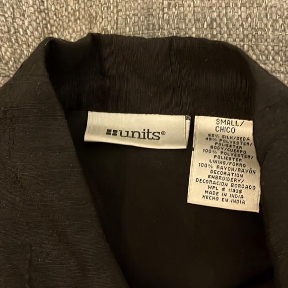 EUC Vintage Units Retro Embroidered Silk Blend Jacket Size Small - Picture 3 of 4